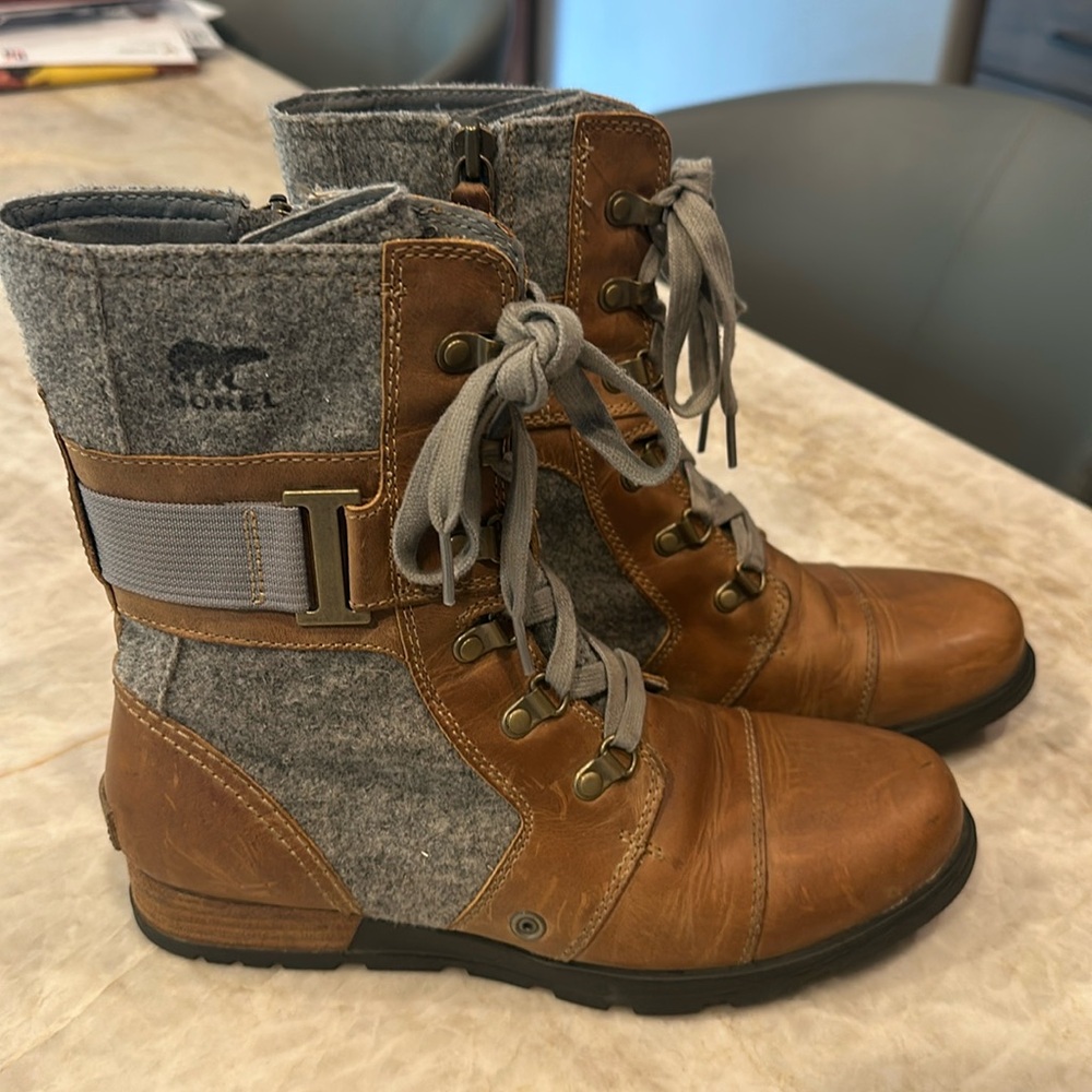 Sorrel Major Carly boots size 9